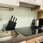 Apstay City Center I Parking I Self Check-In Грац