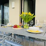 Apstay City Center I Parking I Self Check-In Апартаменти *