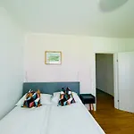 Apstay Center I Parking I Self Check-in Graz