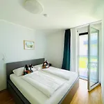 Apstay City Center I Parking I Self Check-In *