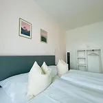 Apstay City Center I Parking I Self Check-In Грац