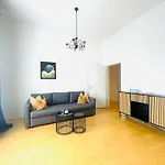 Apstay City Center I Parking I Self Check-In