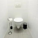 Apstay City Center I Parking I Self Check-In Апартаменти