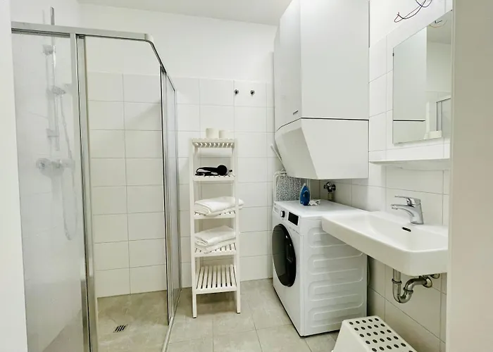 Apstay Center I Parking Option I Self Check-in