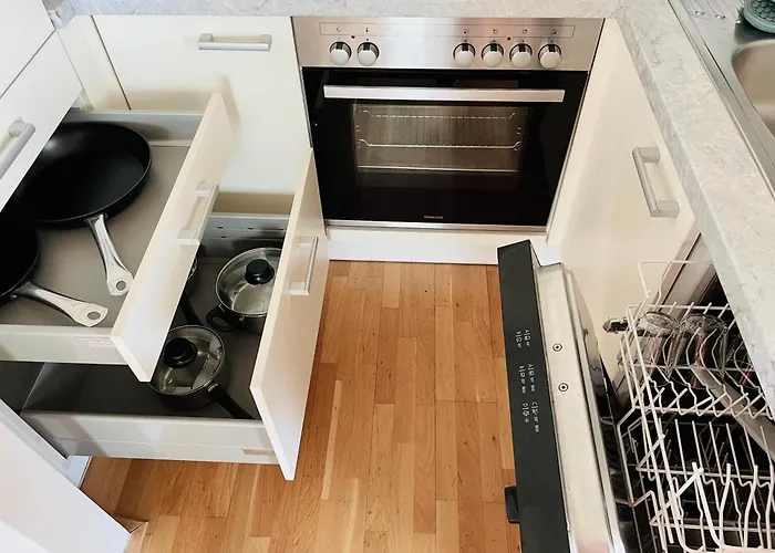 Apstay Center I Parking Option I Self Check-in