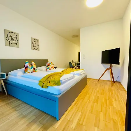 Apstay Center I Parking Option I Self Check-in גראץ