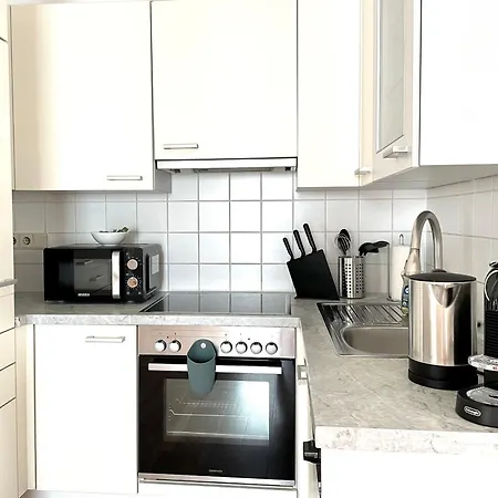 Apstay Center I Parking Option I Self Check-in * גראץ