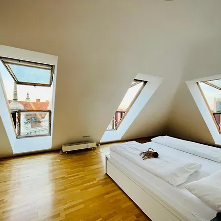 Apstay Center I Parking Option I Self Check-in