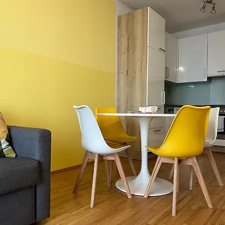 Apstay Center I Parking Option I Self Check-in Apartmán *