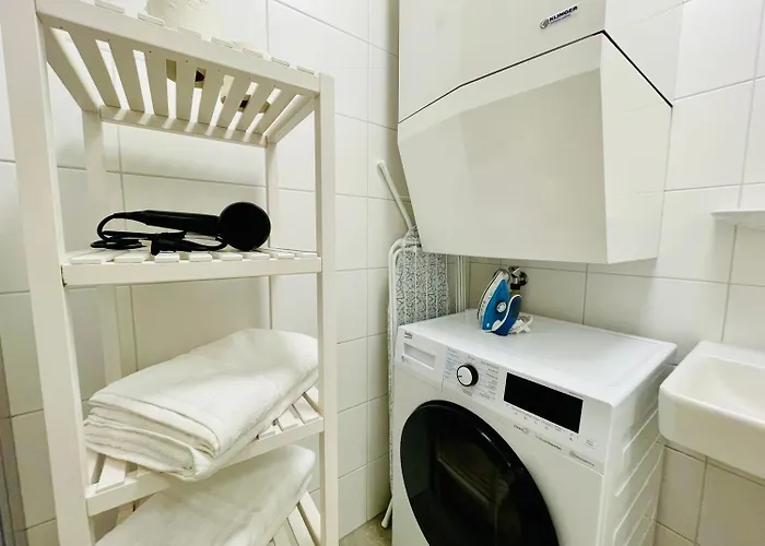 Apstay Center I Parking Option I Self Check-in