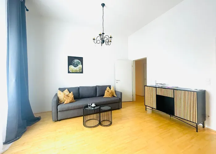 Apstay Center I Parking Option I Self Check-in